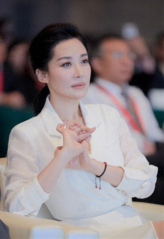 yyvip大客户端永恒文希入驻yy开首秀